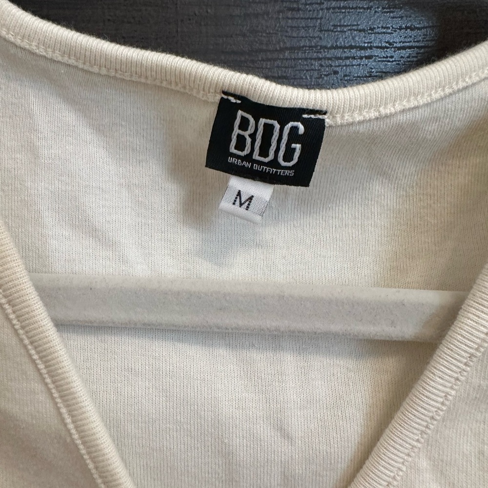 BDG Urban Outfitters Women's Lexi Crop Button-Up Top - Cream - Picture 3 of 5